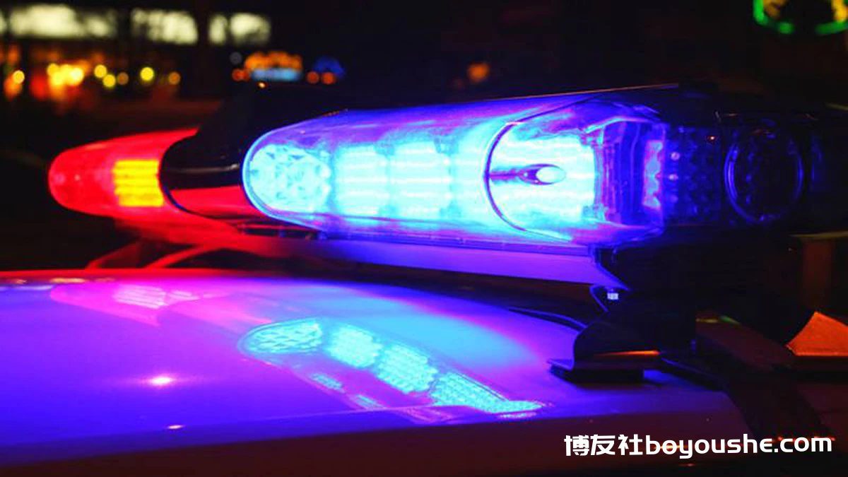 警方：一名男子从赌场停车场坠落身亡